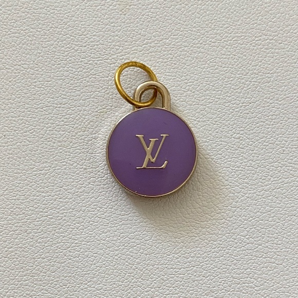 Authentic vintage purple Louis Vuitton logo charm - Picture 2 of 5